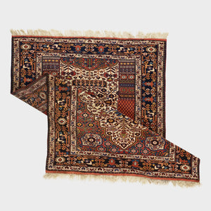 سجادة صوف يدوي - لاهور.