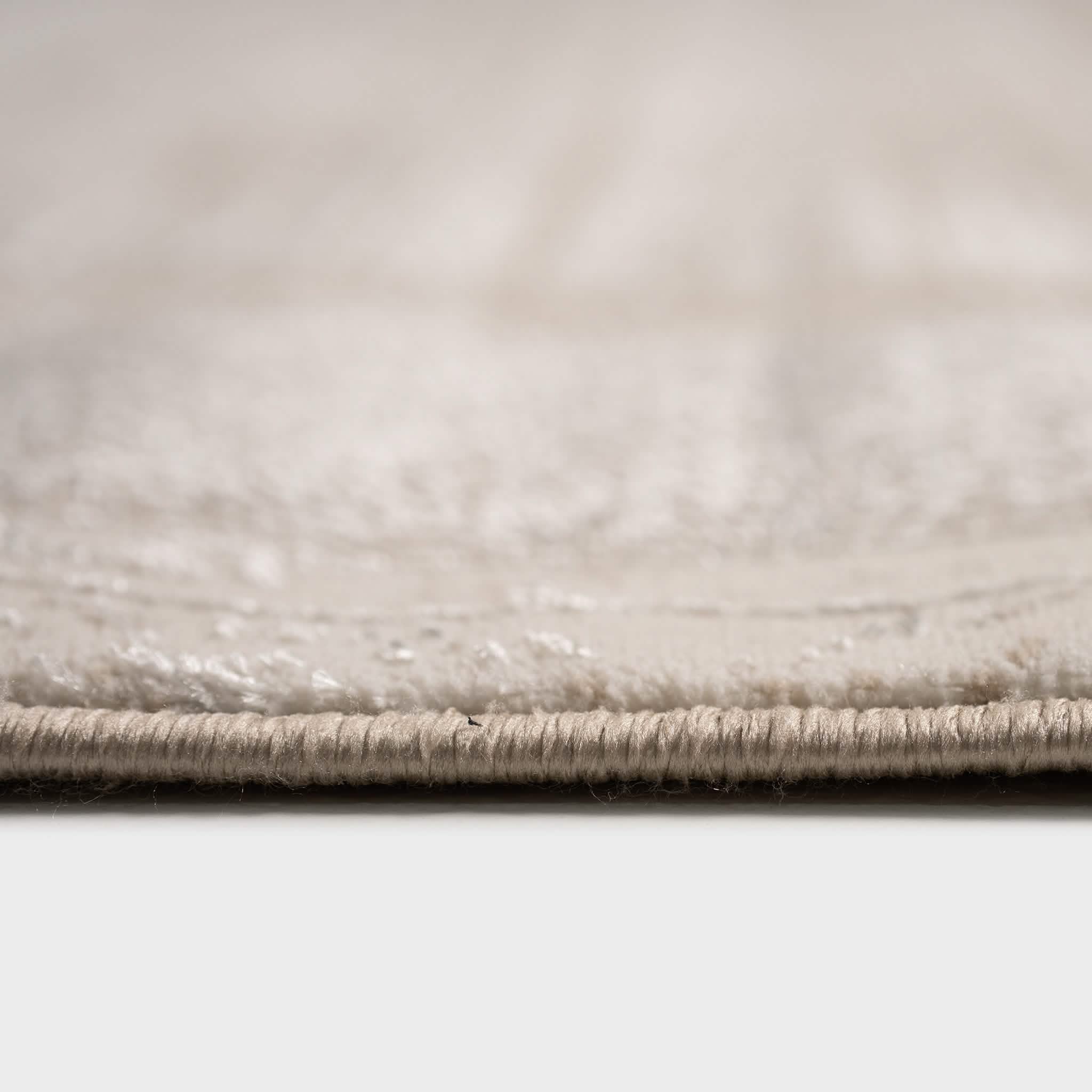 سجادة مودرن - نهار