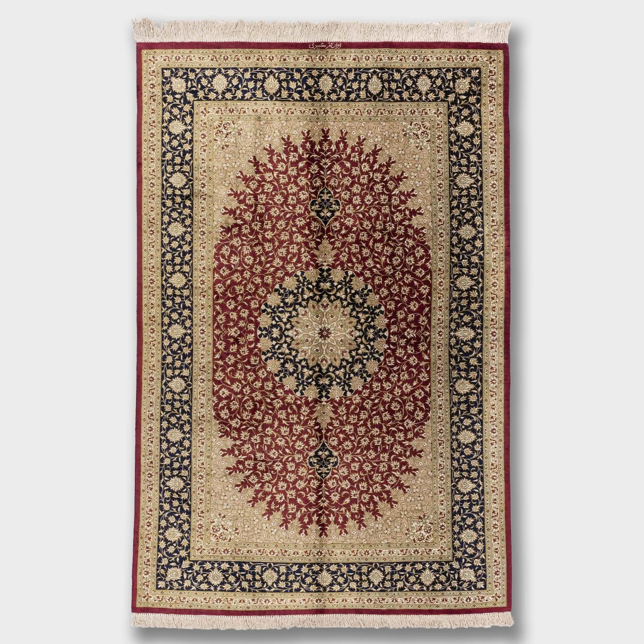 سجادة حرير يدوي فاخر - الخزامى.