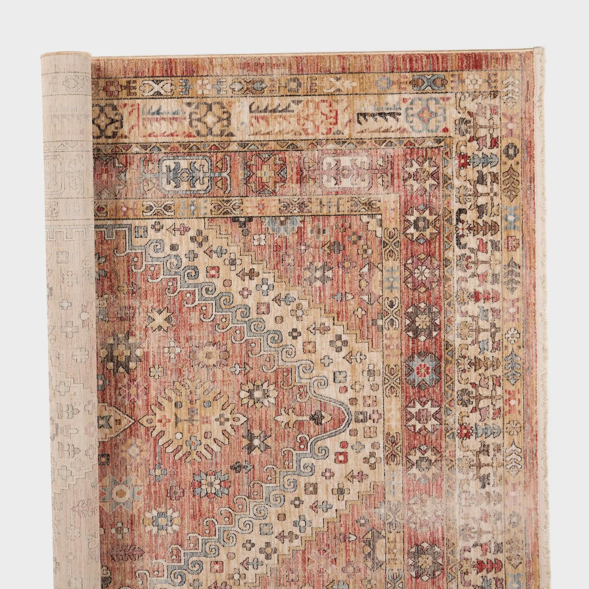 سجادة كلاسيك - جوان.