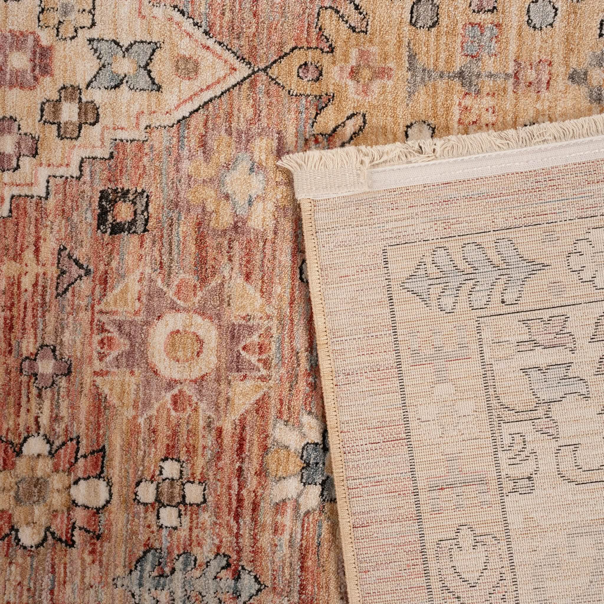 سجادة كلاسيك - جوان.