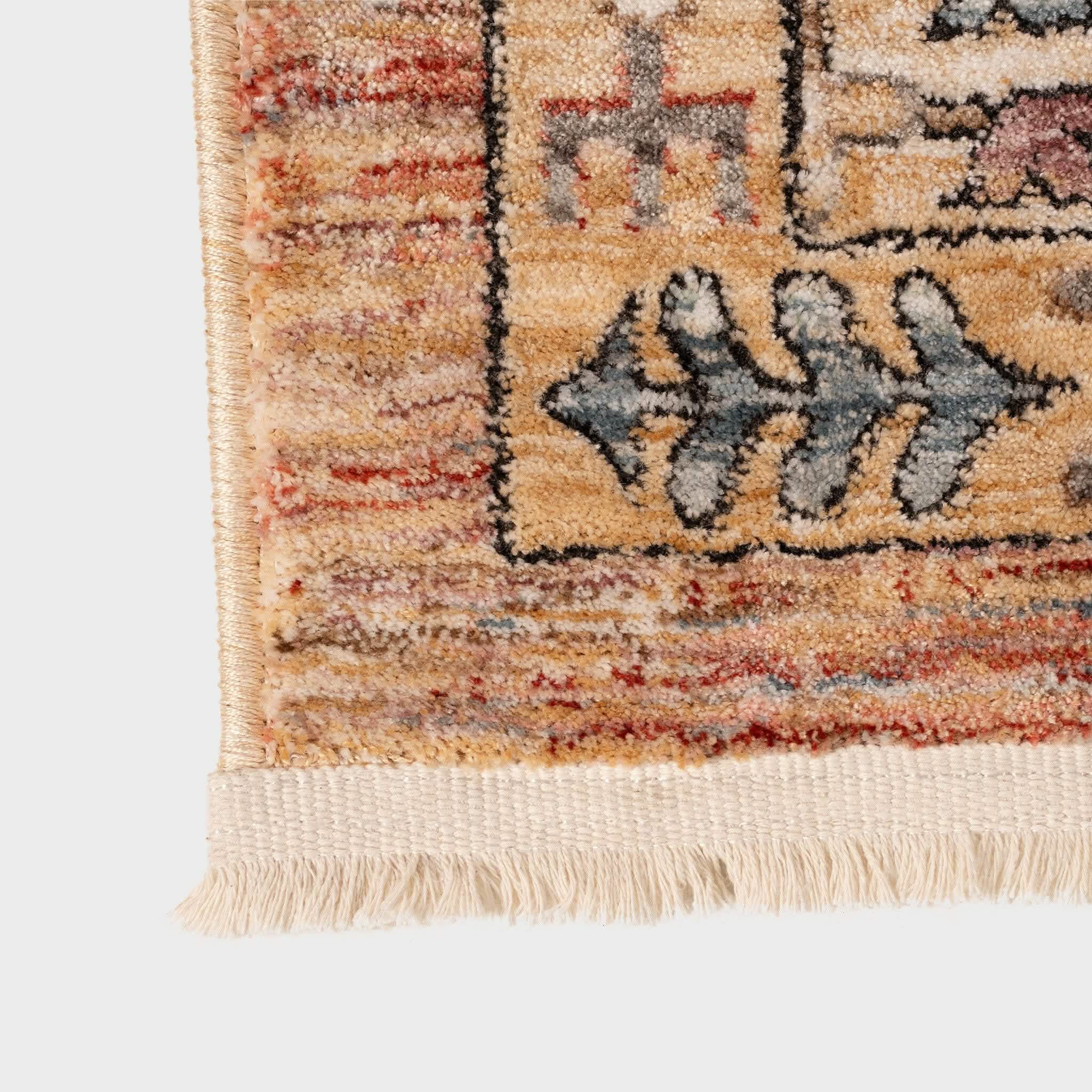 سجادة كلاسيك - جوان.